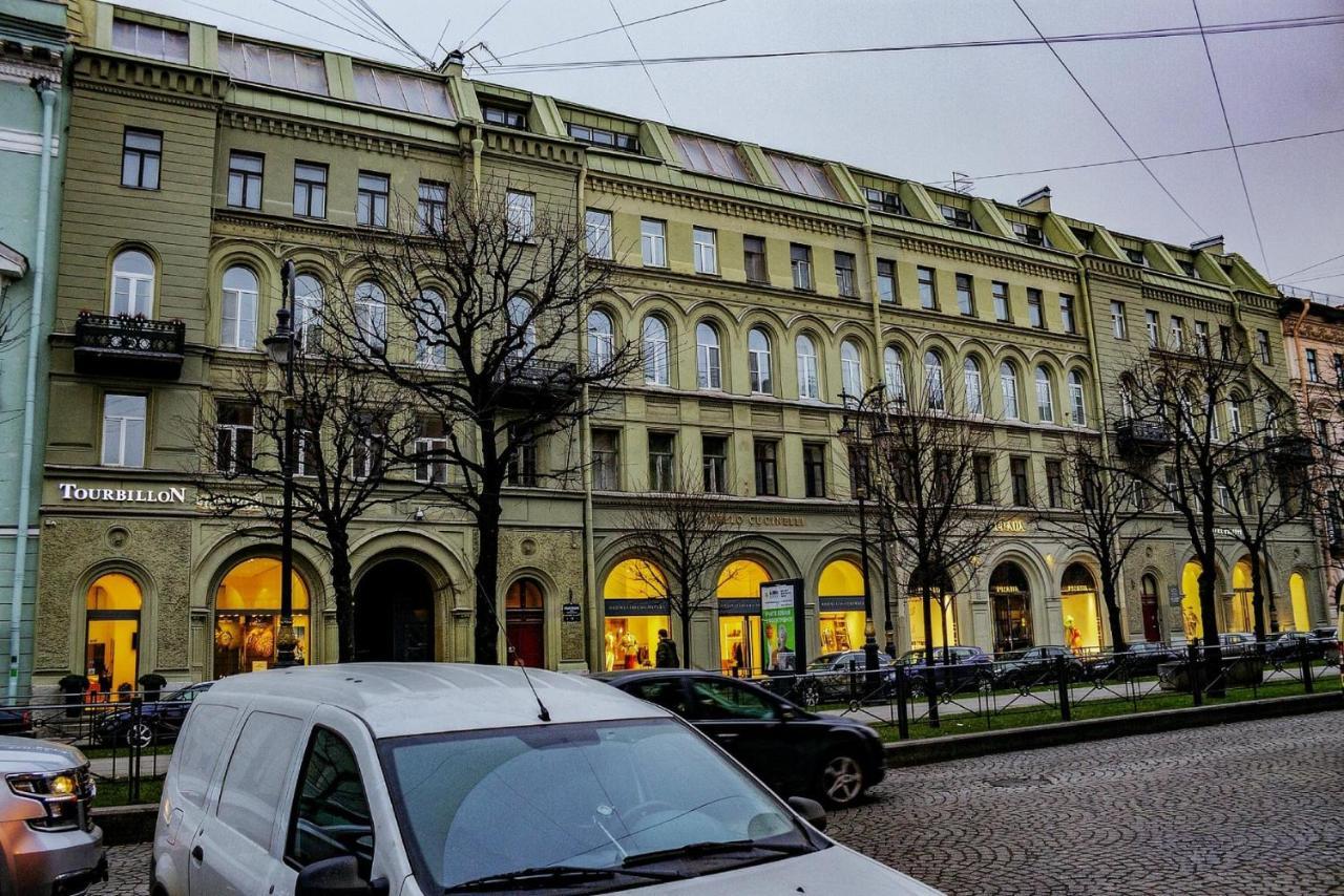 Apartment U Ermitazha Saint Petersburg Exterior photo